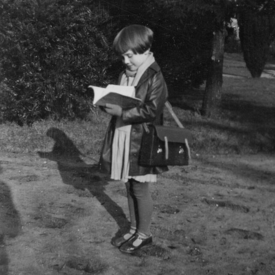 © Sean Hepburn Ferrer and Luca Dotti.